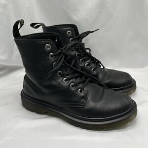 DR. DOC MARTENS LUANA WOMENS SIZE US 7 AIR WAIR BLACK LEATHER COMBAT BOOTS EU38